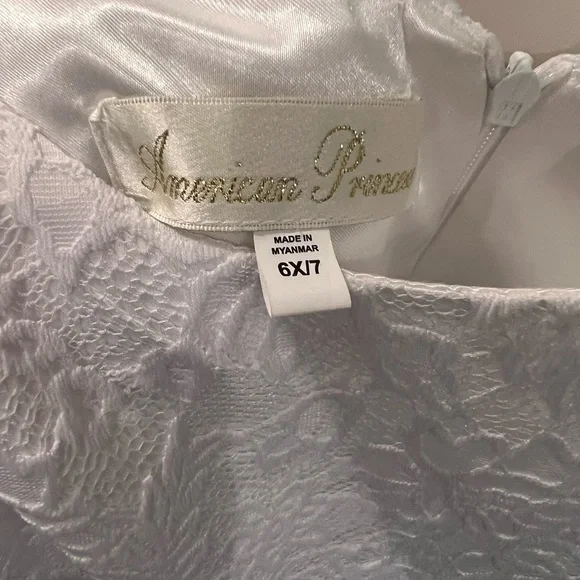 Girls dressy gorgeous white lace dress NWT - Picture 3 of 3